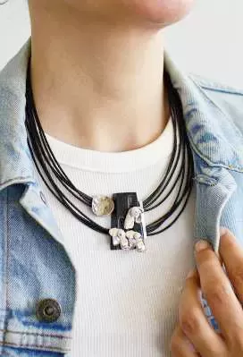 Normae | necklace