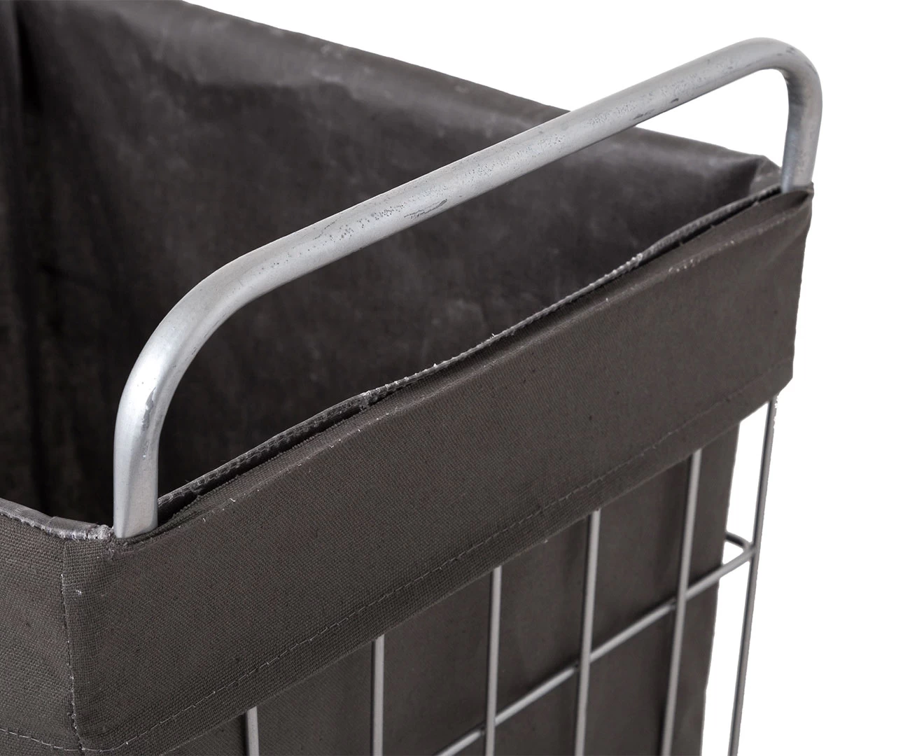 003073 WIRE ARTS & PRO.laundry SQUARE BASKET WITH CASTER 45L
