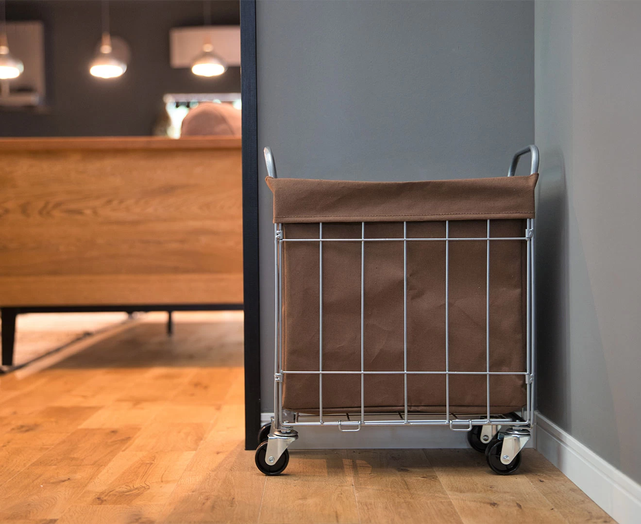 003269 WIRE ARTS&PRO FOLDING LAUNDRY SQUARE BASKET with CASTER 28L