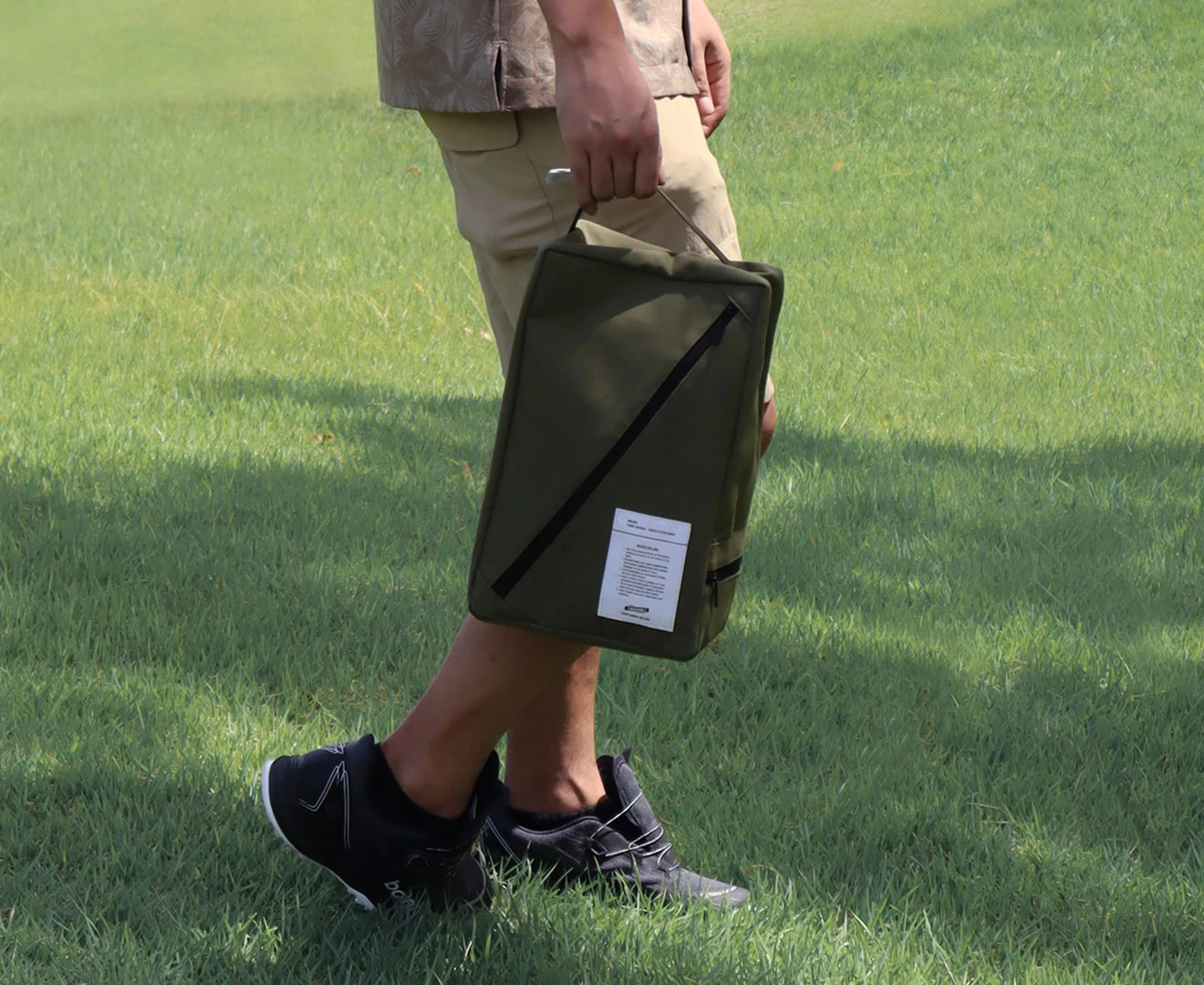 003358 MOLDING GOLF SHOE CASE