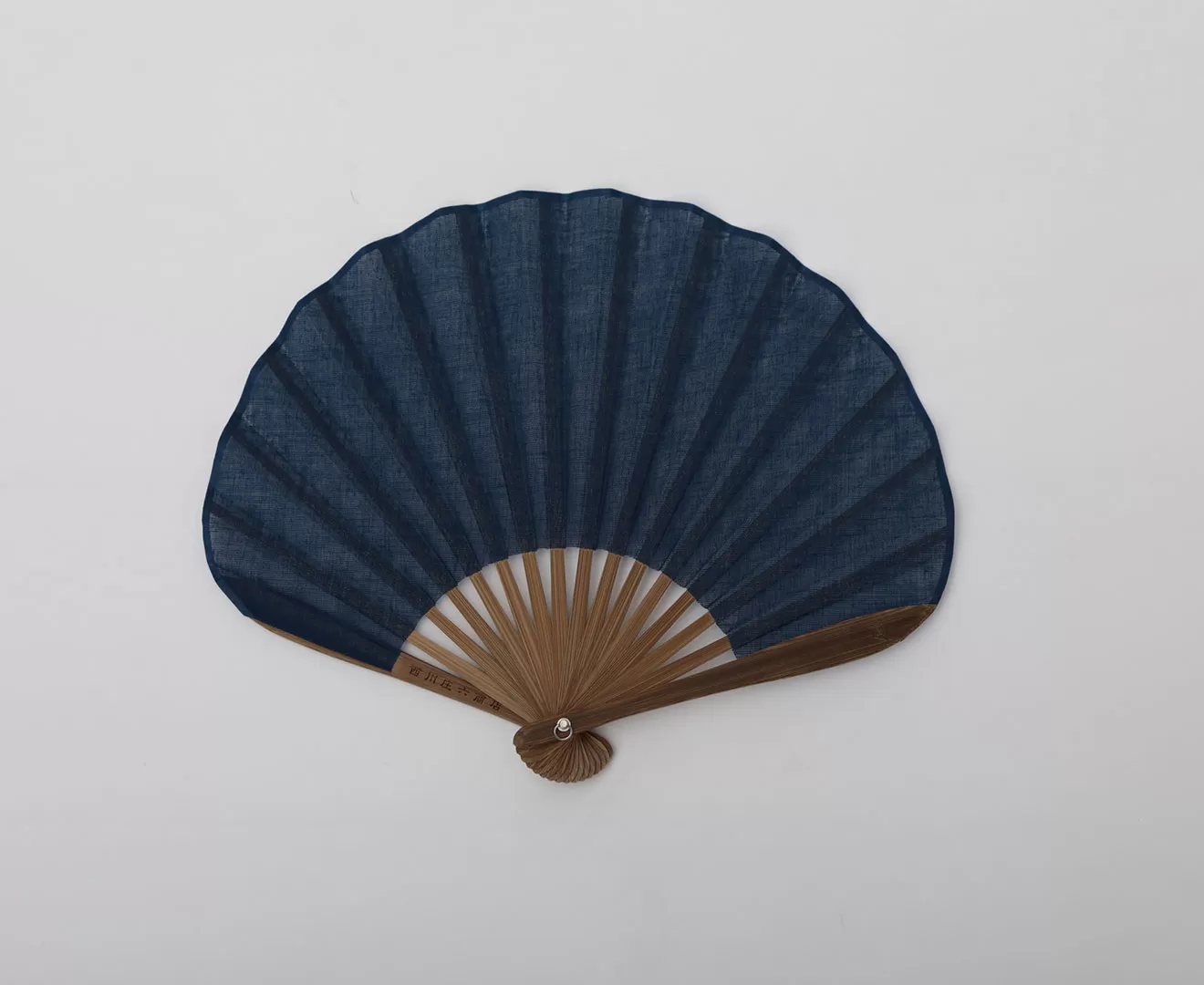 ガーゼ素材のふわり扇子