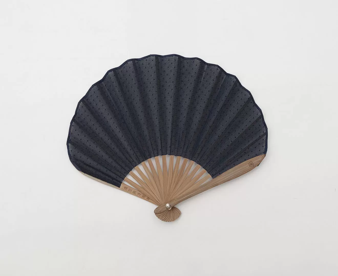 ヴェール素材のふわり扇子