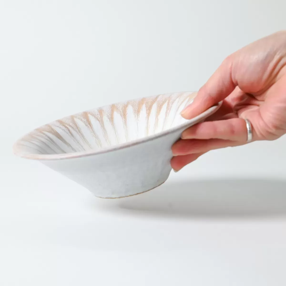 【美濃焼】正陶苑 花-撫子色（なでしこ） 中鉢　ピンク　Φ18cm