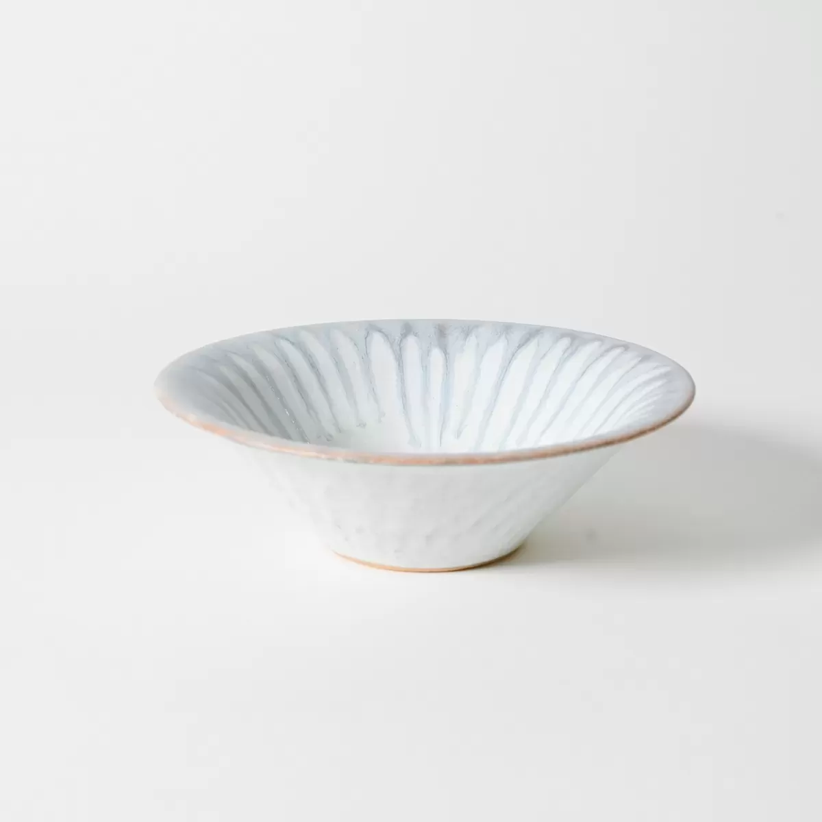 【美濃焼】正陶苑 花-勿忘草色（わすれなぐさ）中鉢　ブルー　Φ18cm