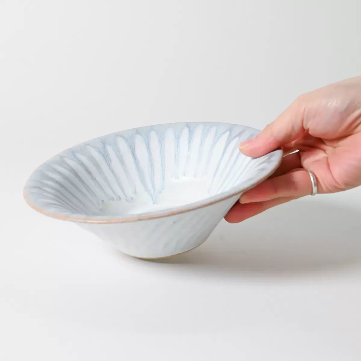 【美濃焼】正陶苑 花-勿忘草色（わすれなぐさ）中鉢　ブルー　Φ18cm