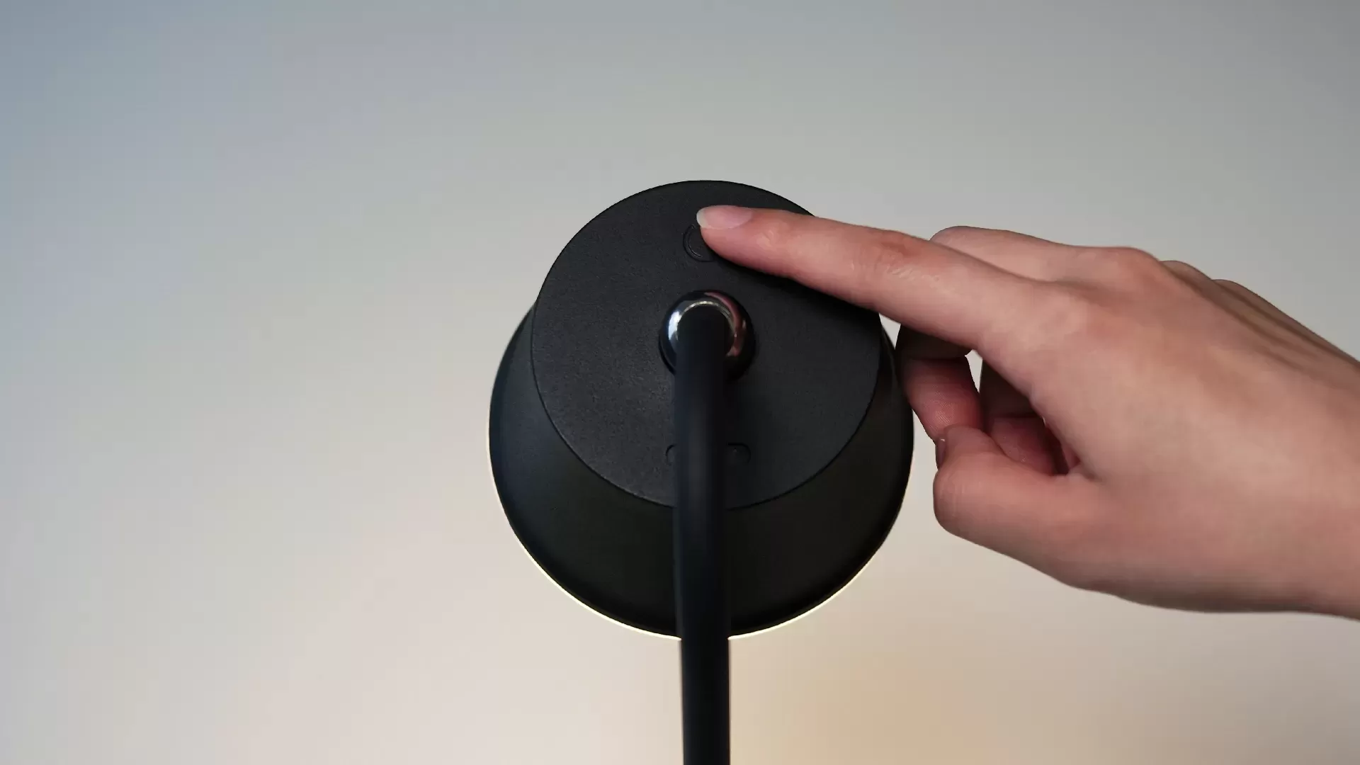 Magnecco ポータブルランプ