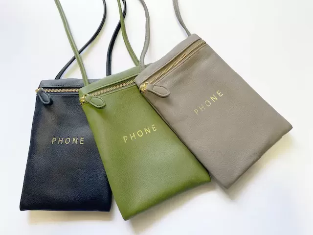 Word Phone Shoulder