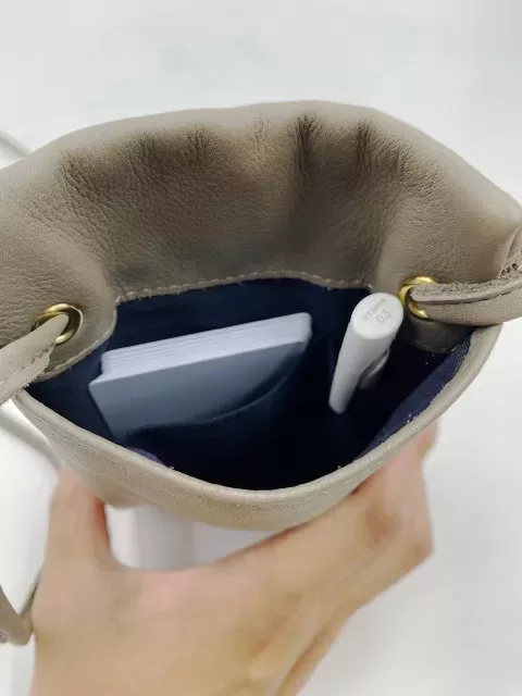 Word Phone Shoulder