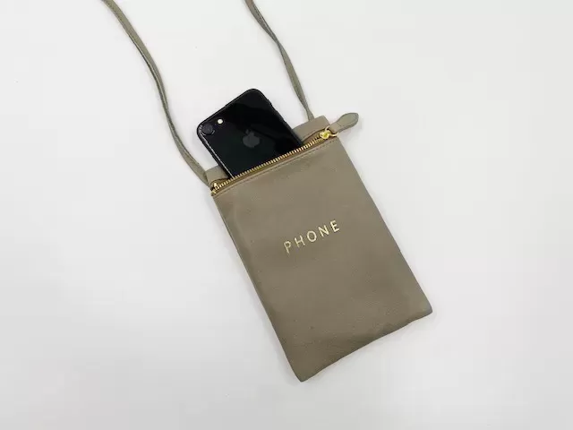 Word Phone Shoulder