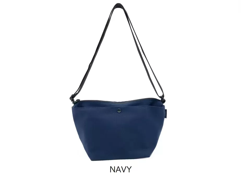 Every　Shoulder Bag