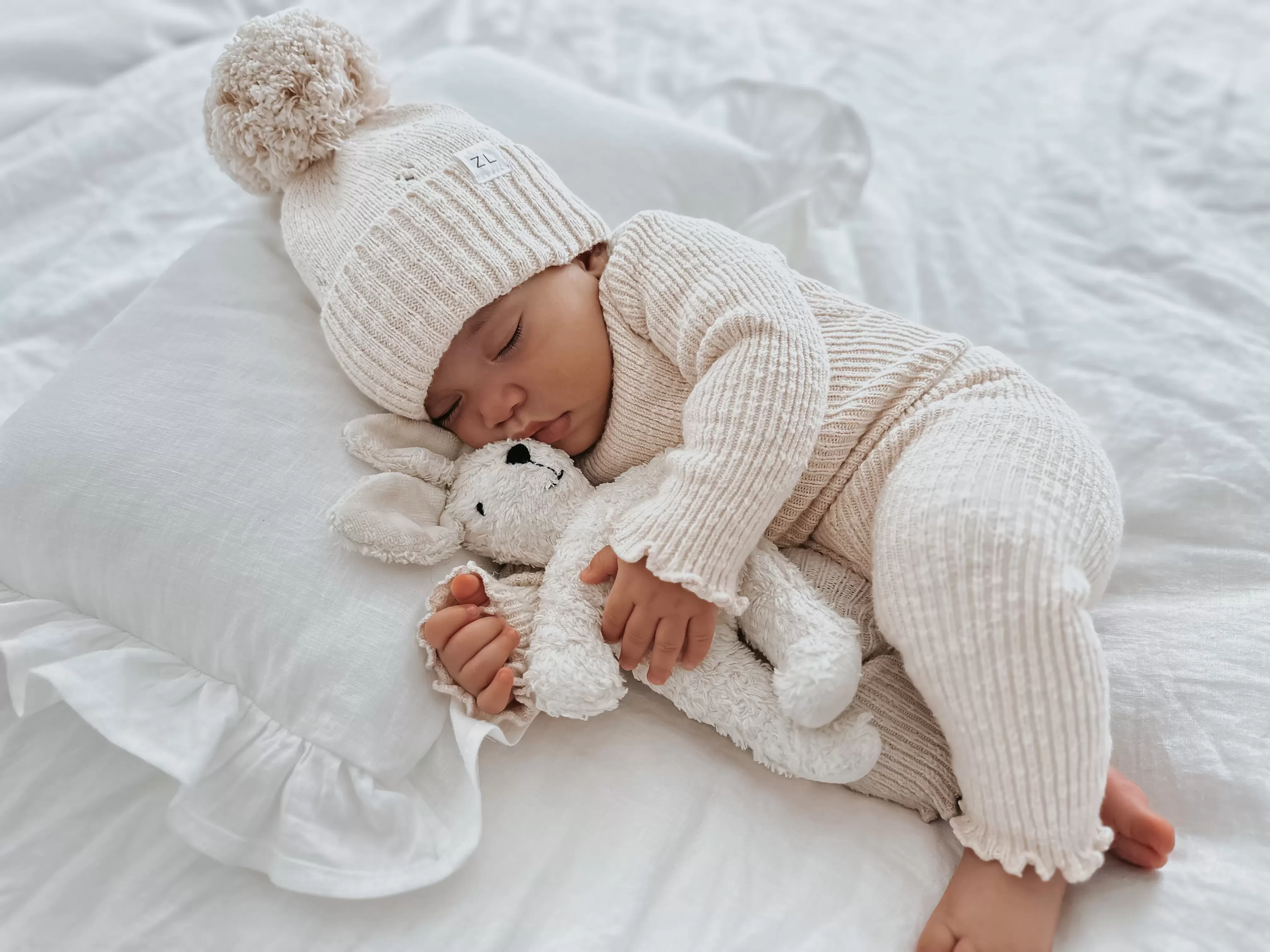 Animal Baby Rabbit / white