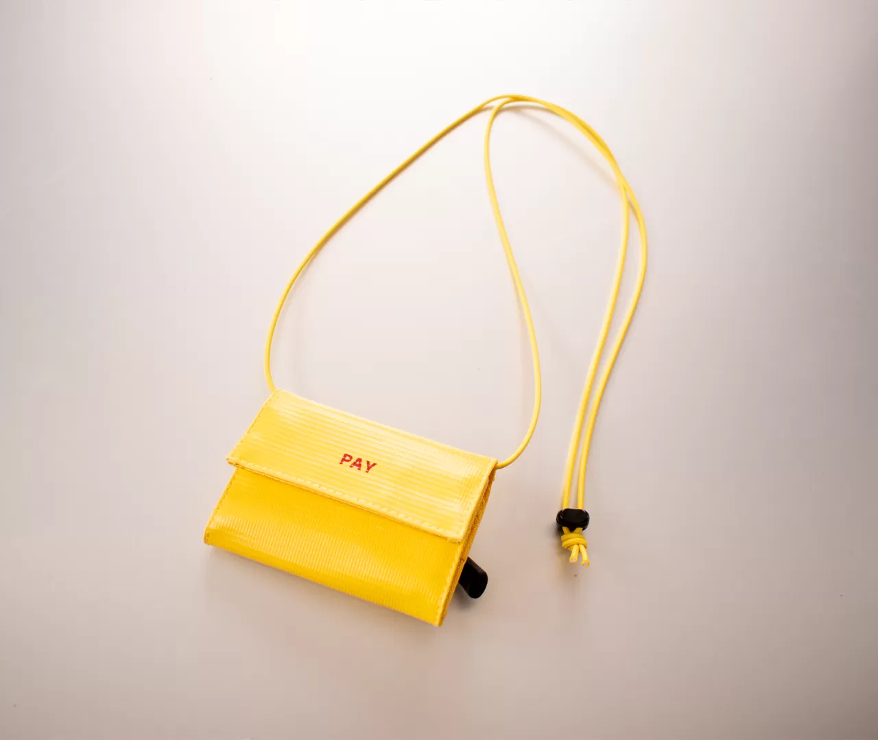 ターポリンコインキャッチャーウォレット