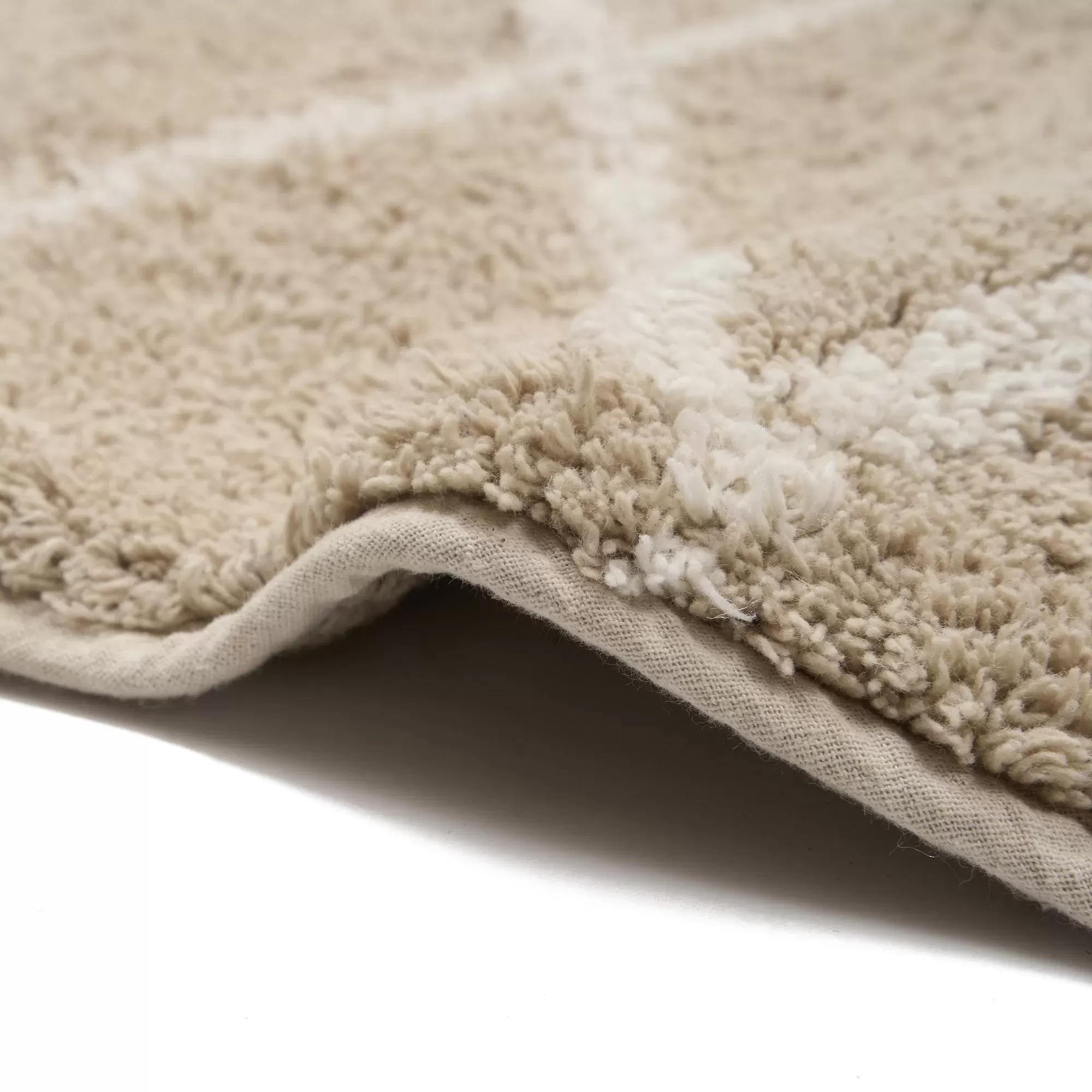 NEHA-BEIGE- CHAIR RUG ( ネハ ) 33×33cm