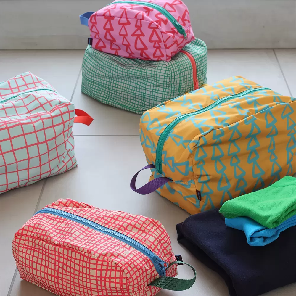 Goma Pouch-M