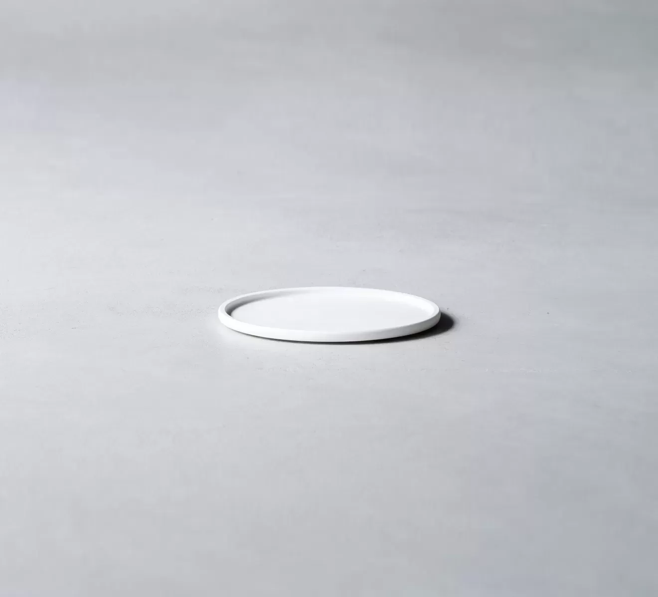 Sen　プレート丸　M　WH