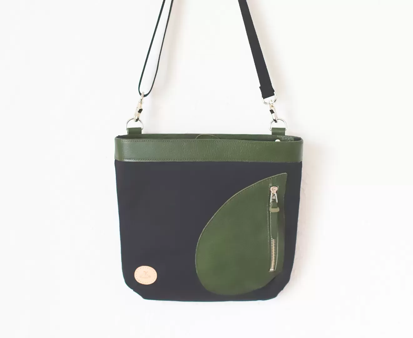 DUOサコッシュ 帆布×牛革 サコッシュ