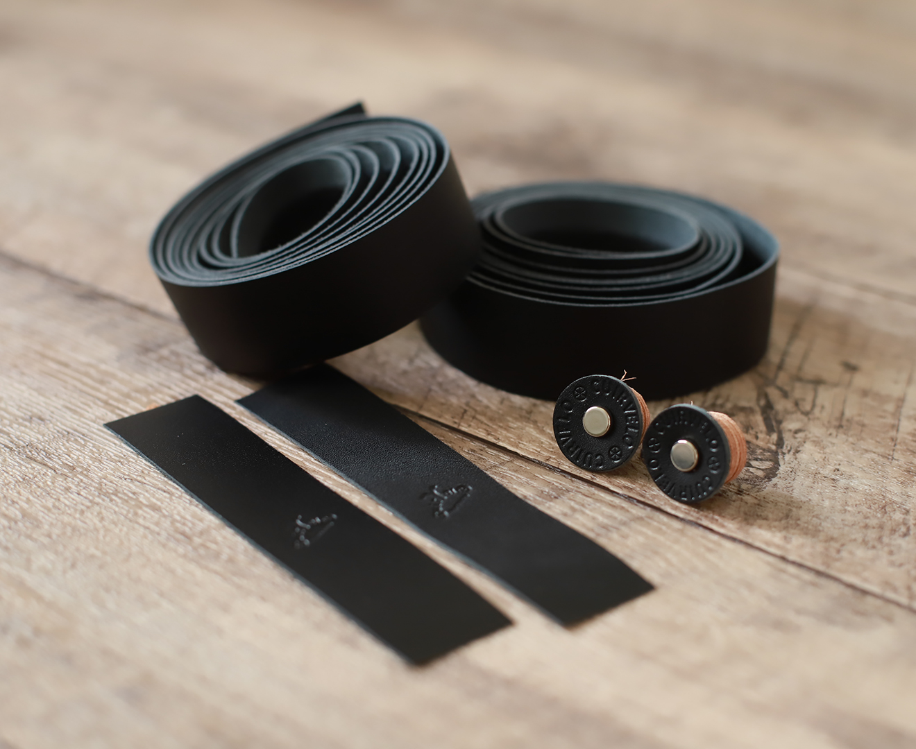 レザーバーテープ