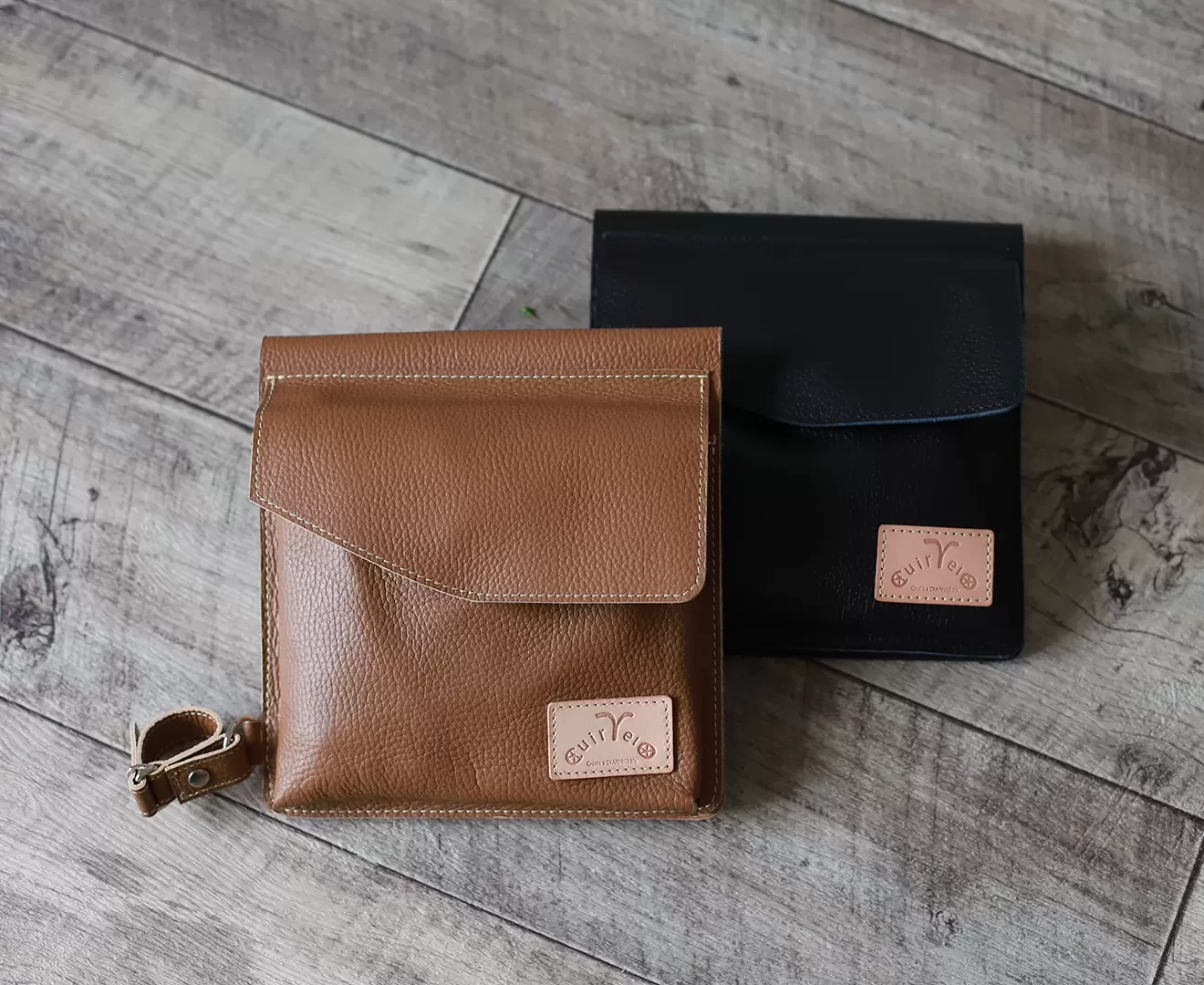 レザーフレームバッグ「Charlie」