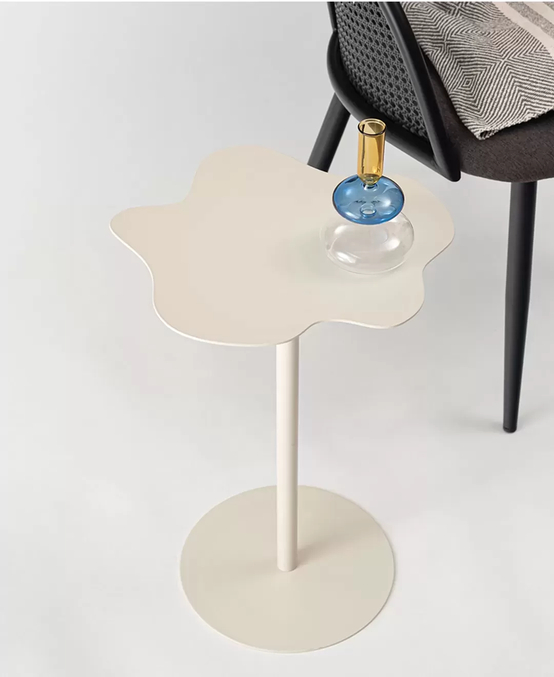 Side table　PT-381BK/BL/IV/YE