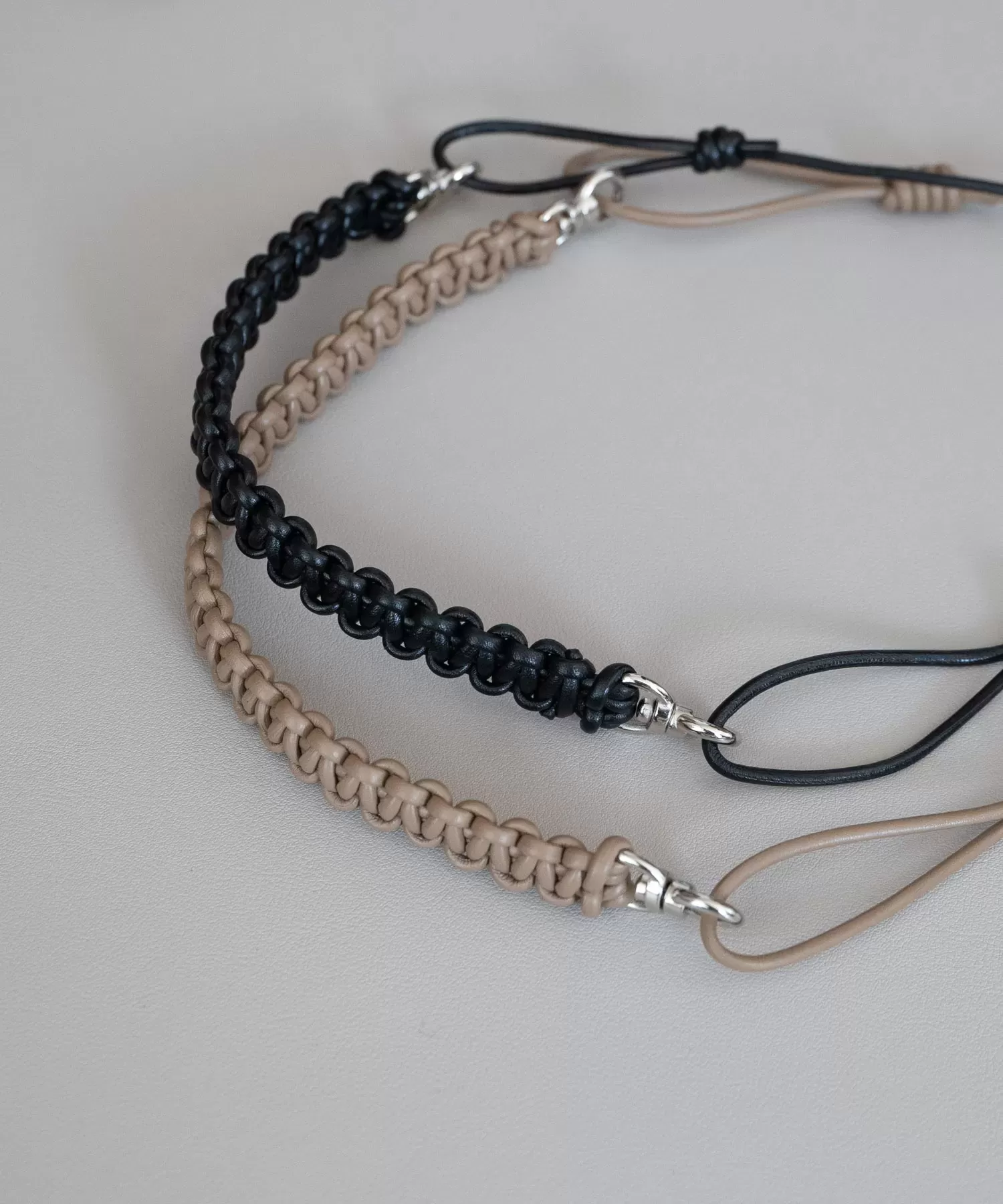 レザーブレードマルチストラップ