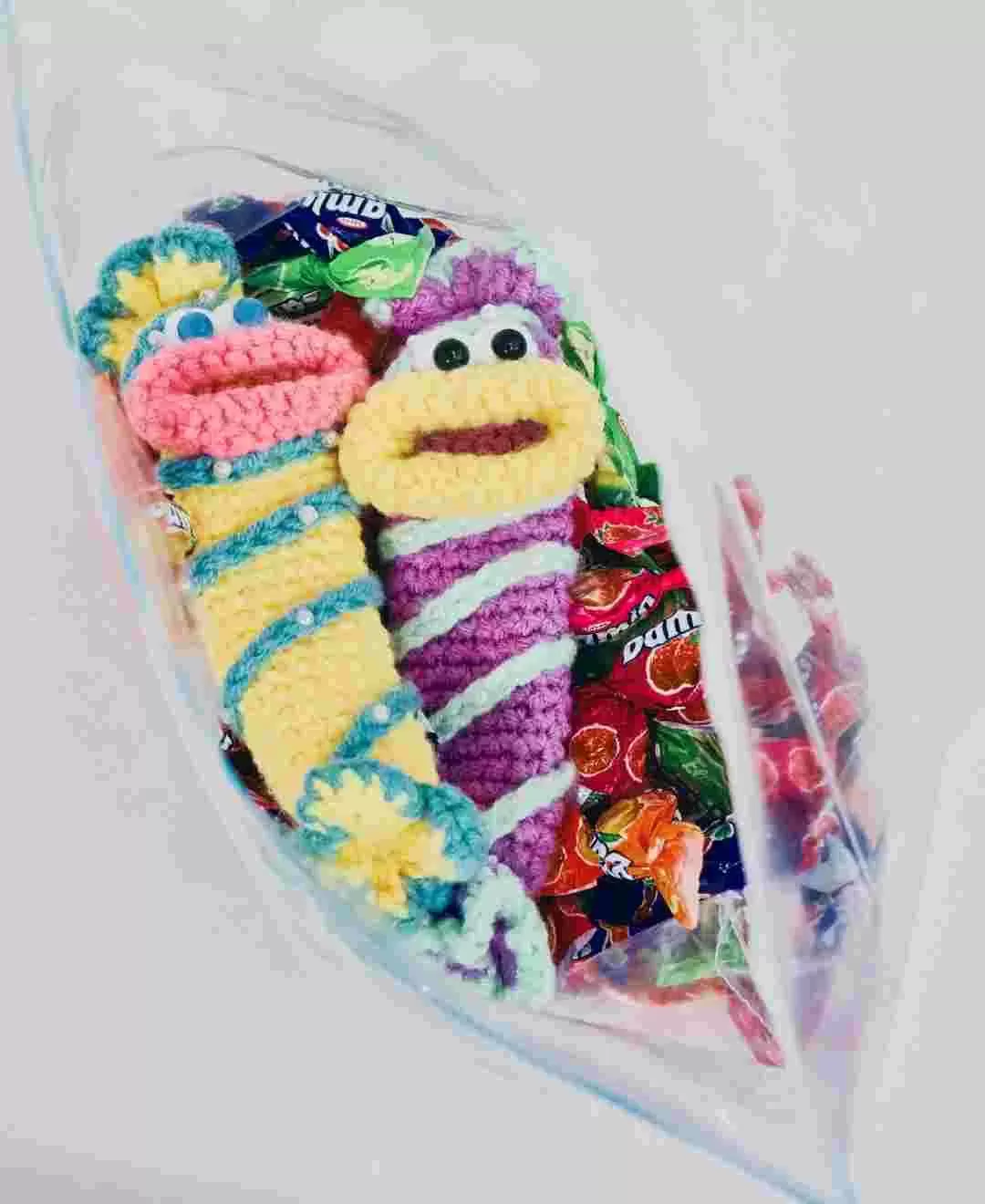 毛糸のリップケース