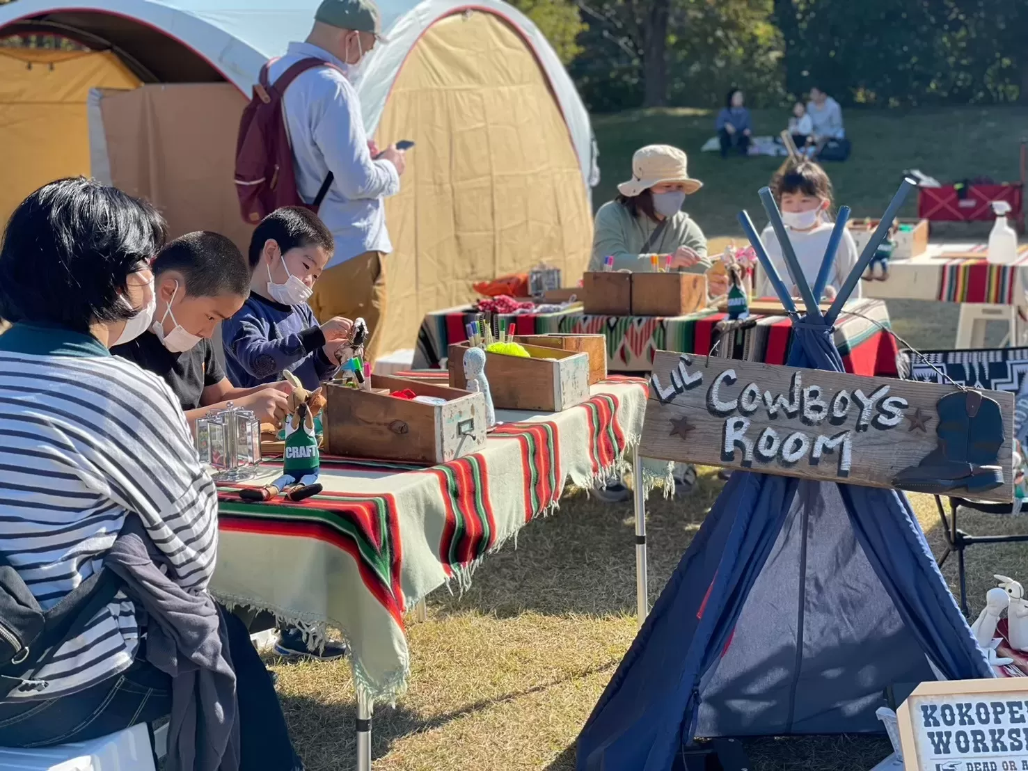 ウーピーサウルス　ティラノ　Mサイズ