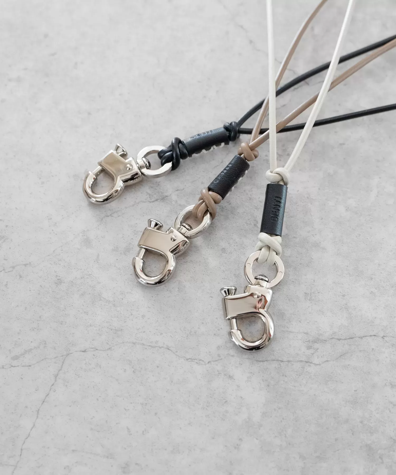 プルアップフック　レザーストラップ