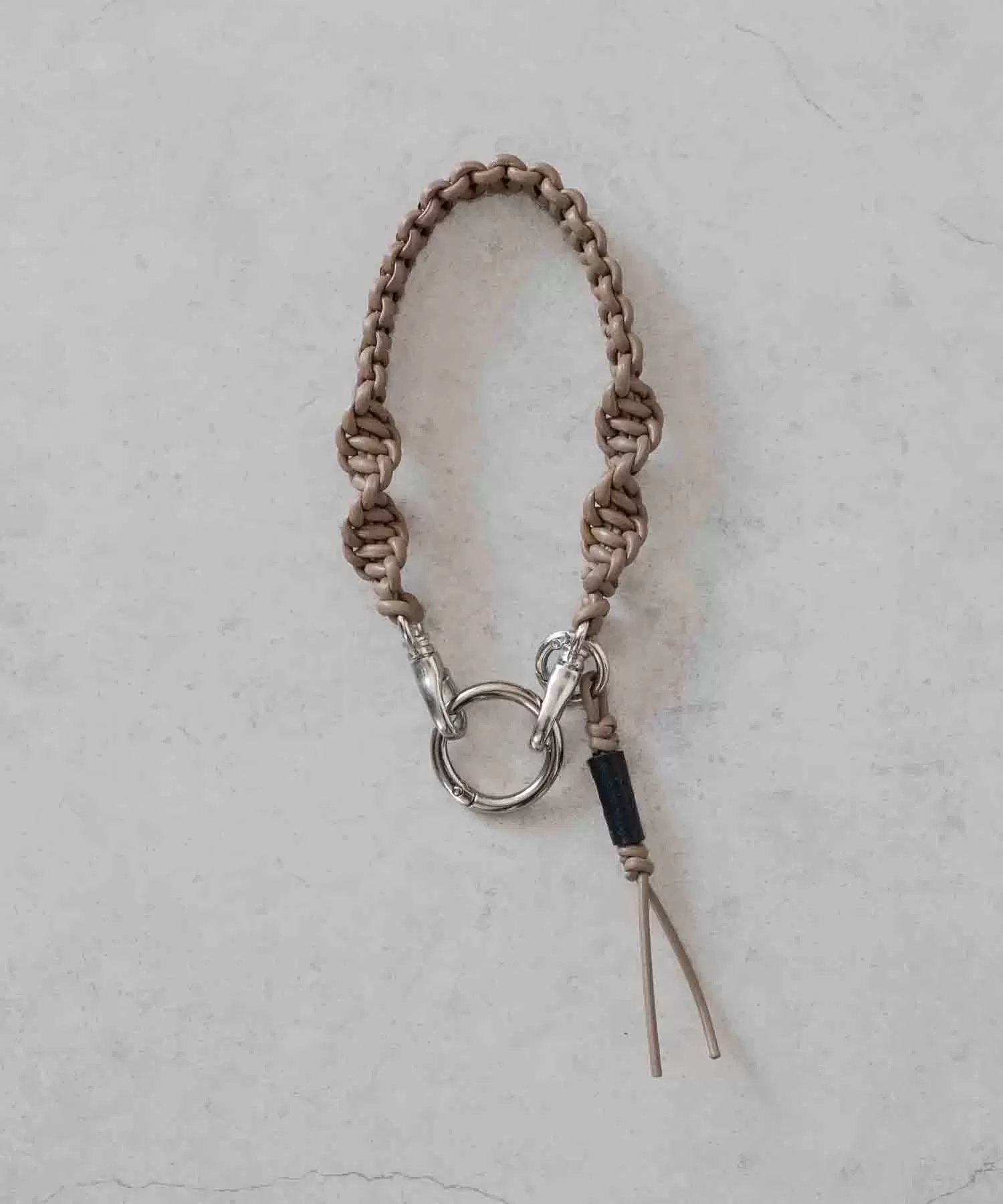 ブレーディング レザー ハンドストラップ