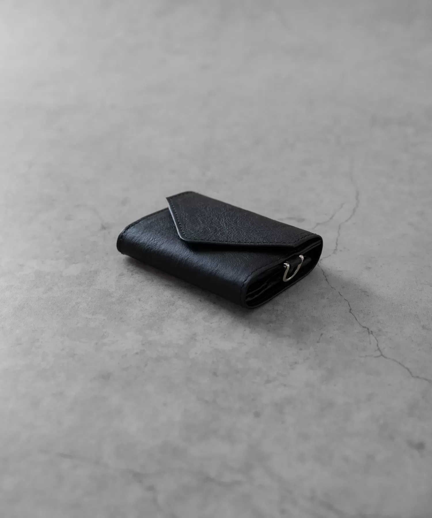 超軽量ダイニーマレザー三つ折り財布×Keelコラボ