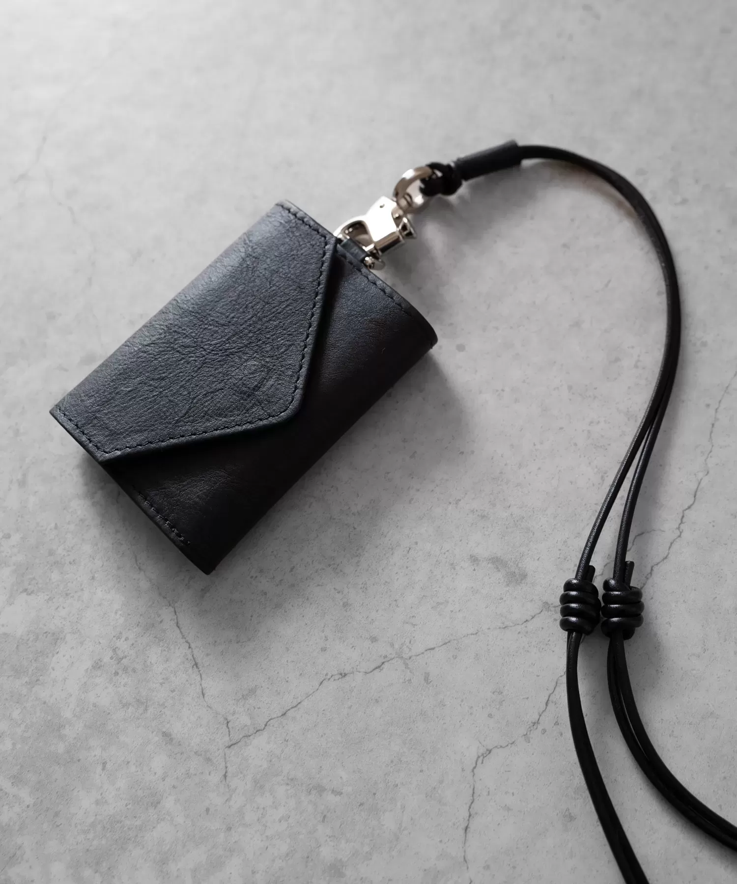 超軽量ダイニーマレザー三つ折り財布×Keelコラボ