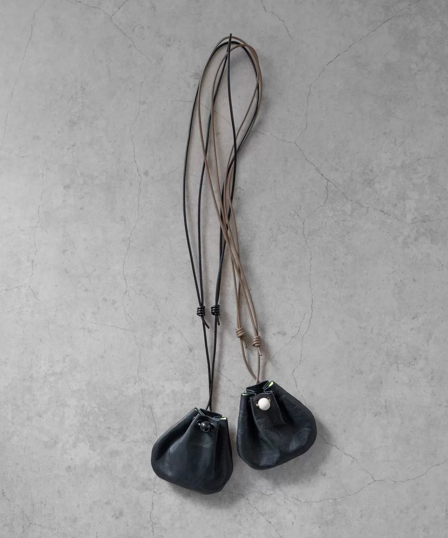 超軽量ダイニーマレザー巾着SS