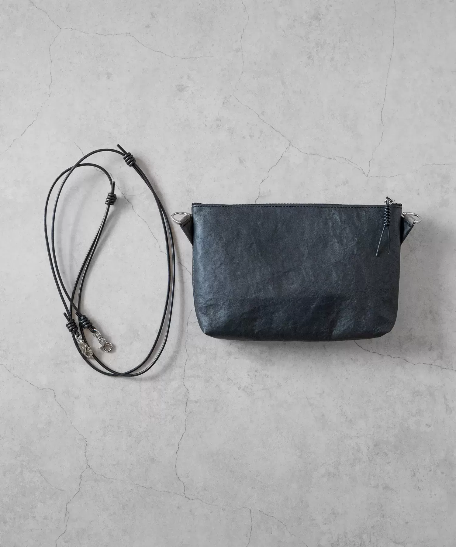 超軽量ダイニーマレザー 2WAYサコッシュ