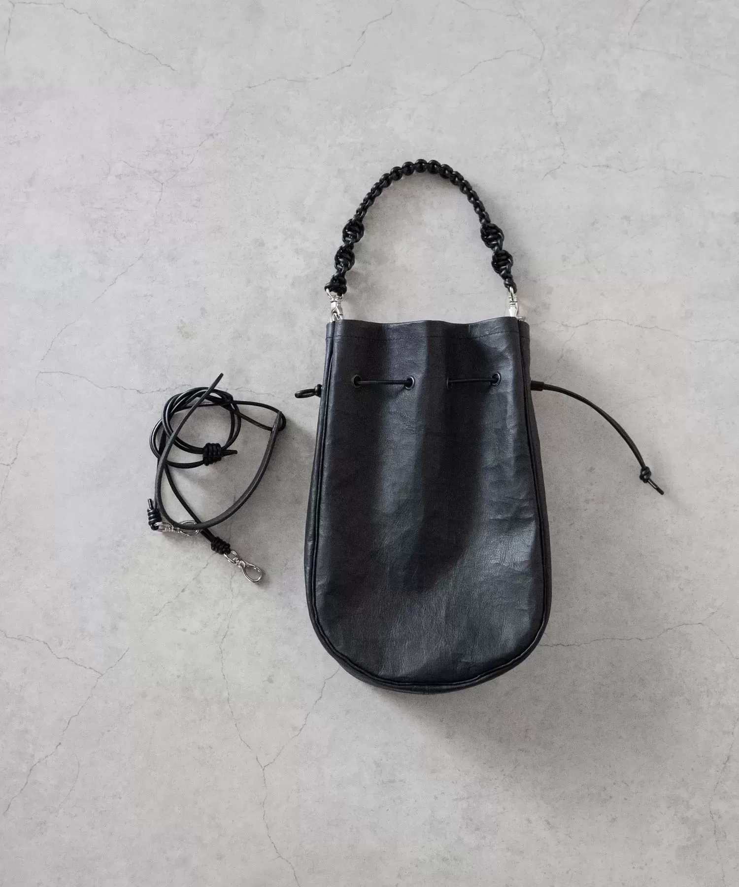 超軽量ダイニーマレザー メディスンバッグ L+ハンドストラップ