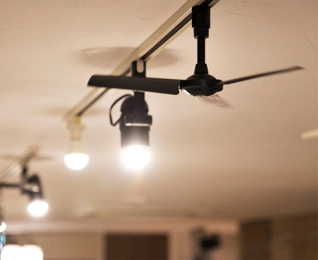 003276 DUCT RAIL FAN Φ40