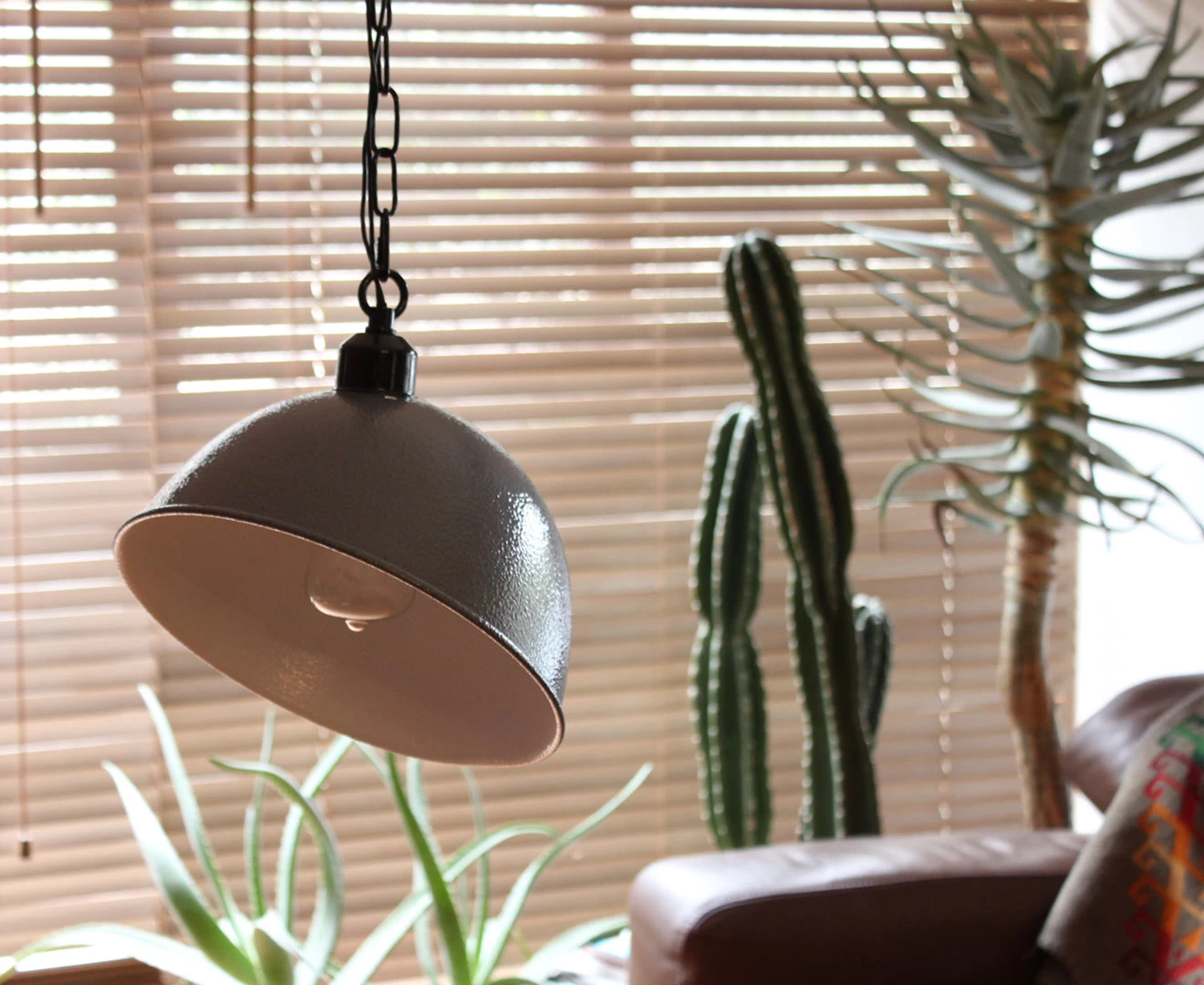 002914 GENERAL SHADE of HAMMER KNOCK CUT