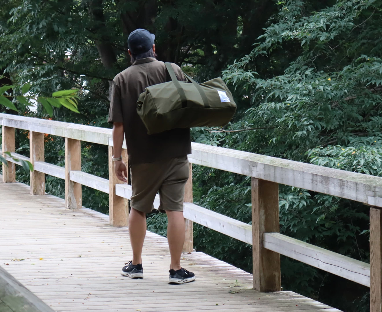 003361 MOLDING BOSTON BAG 42L