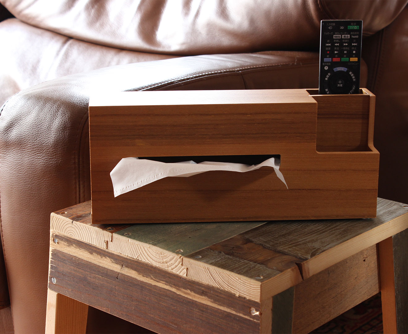 000274 WOOD TISSUE CASE