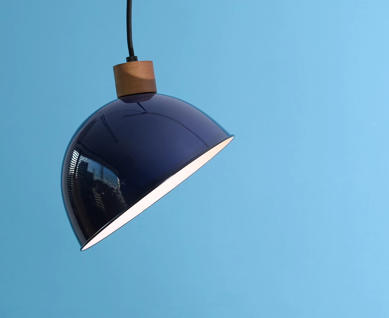 002432 GENERAL GENDER SHADE CUT