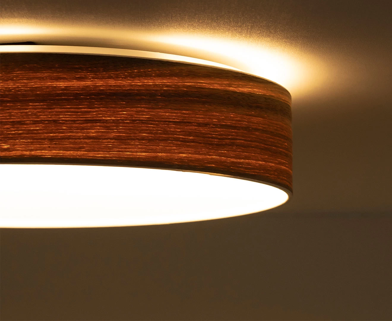 003314 Olika WOOD LED CEILING LIGHT