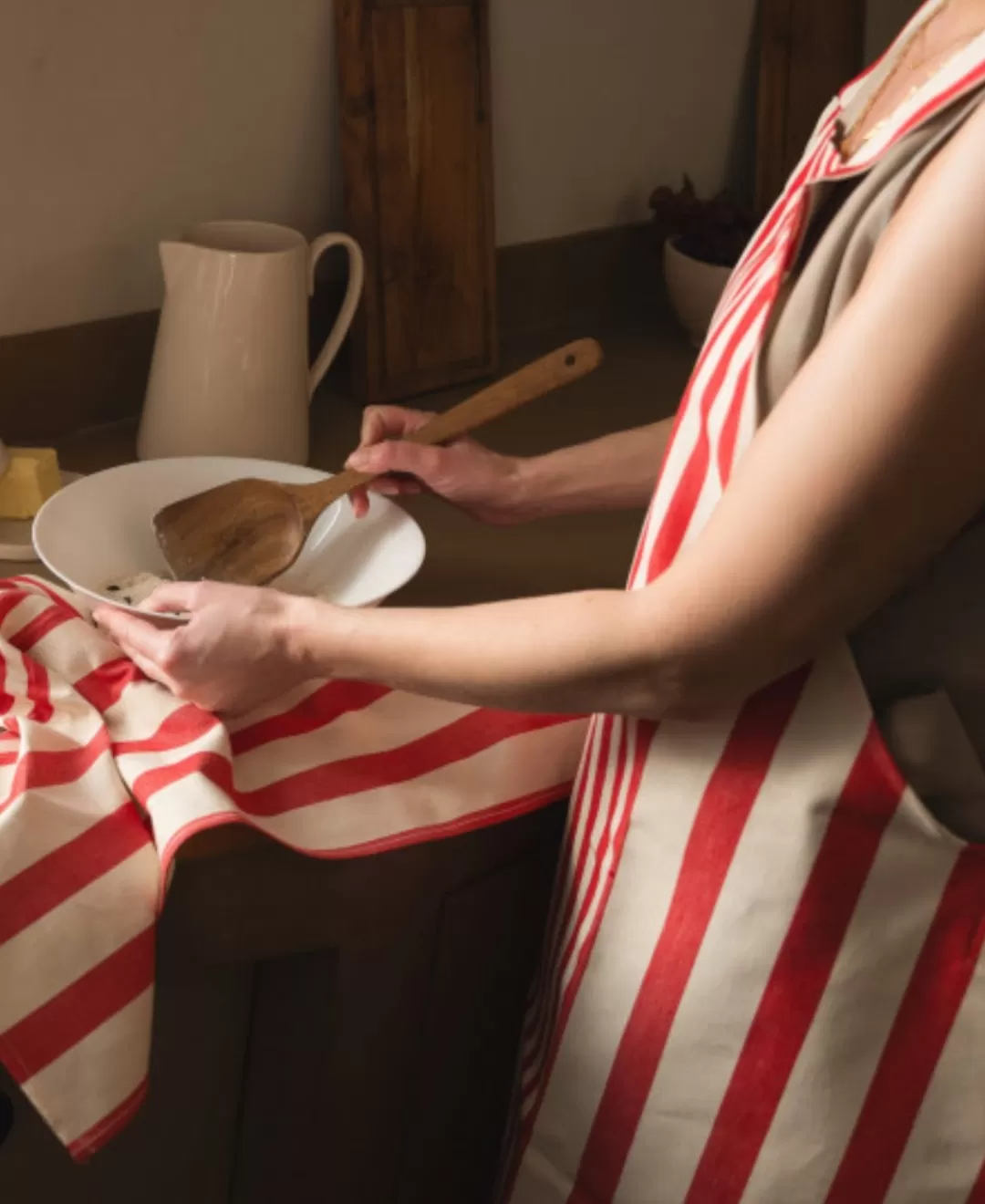 ARTIGA_TTS APRON - ADOUR RED