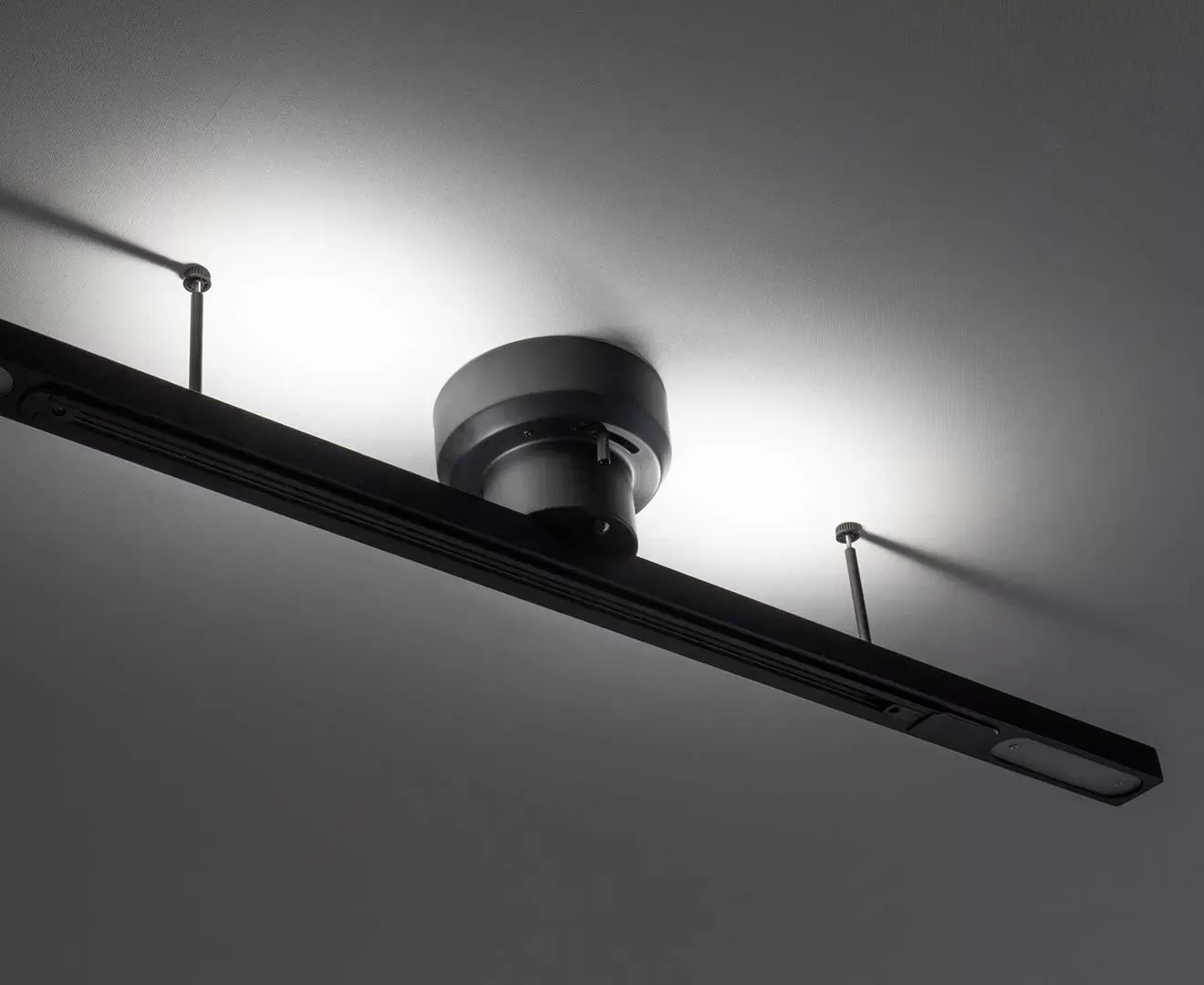 003433 LIGHTING DUCT RAIL with LED Double