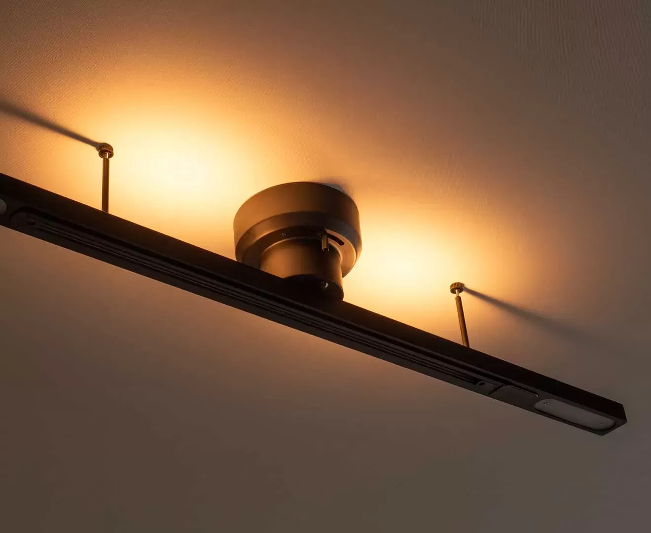 003433 LIGHTING DUCT RAIL with LED Double