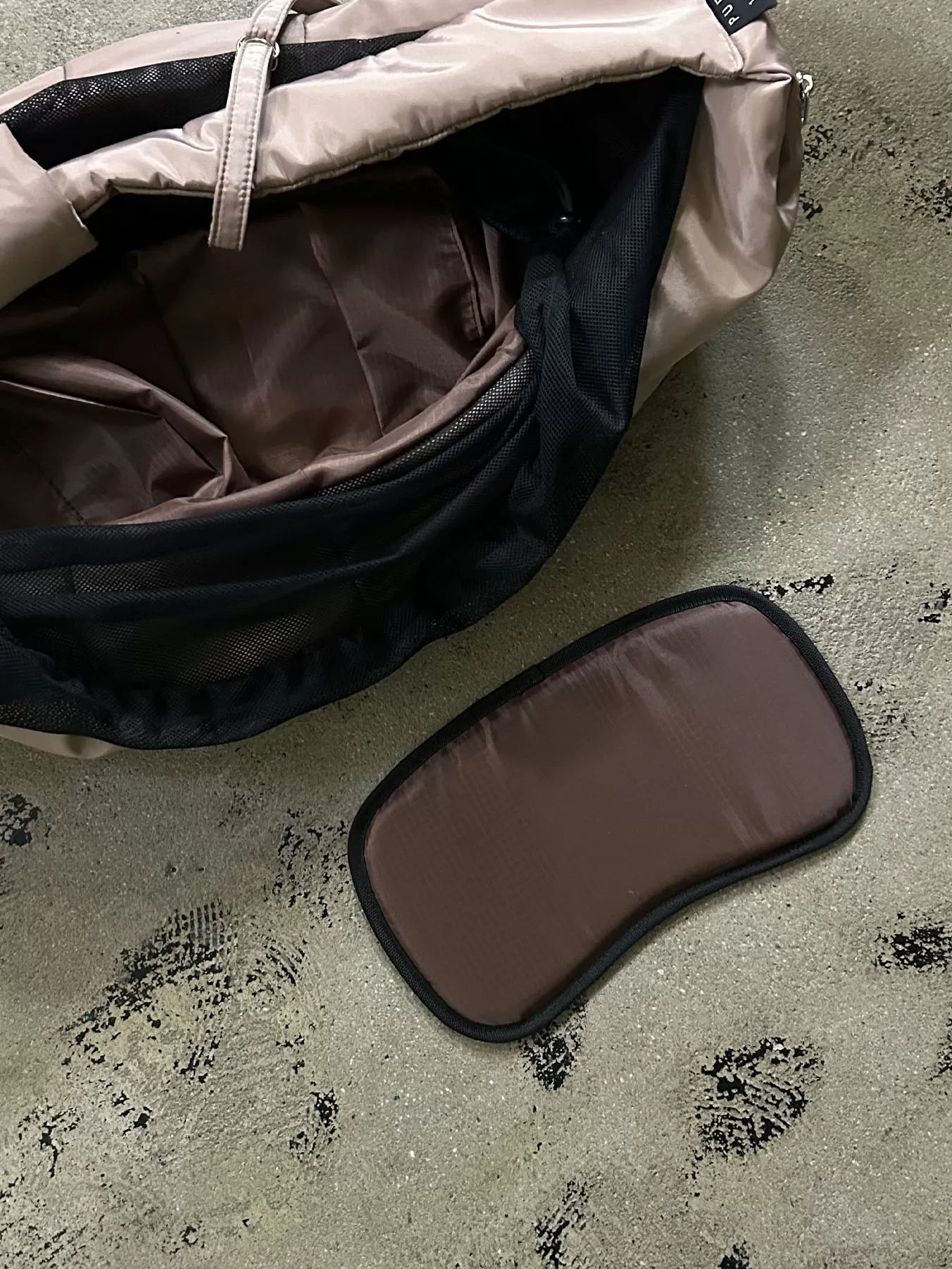 （P25001）PET PUFF SLING