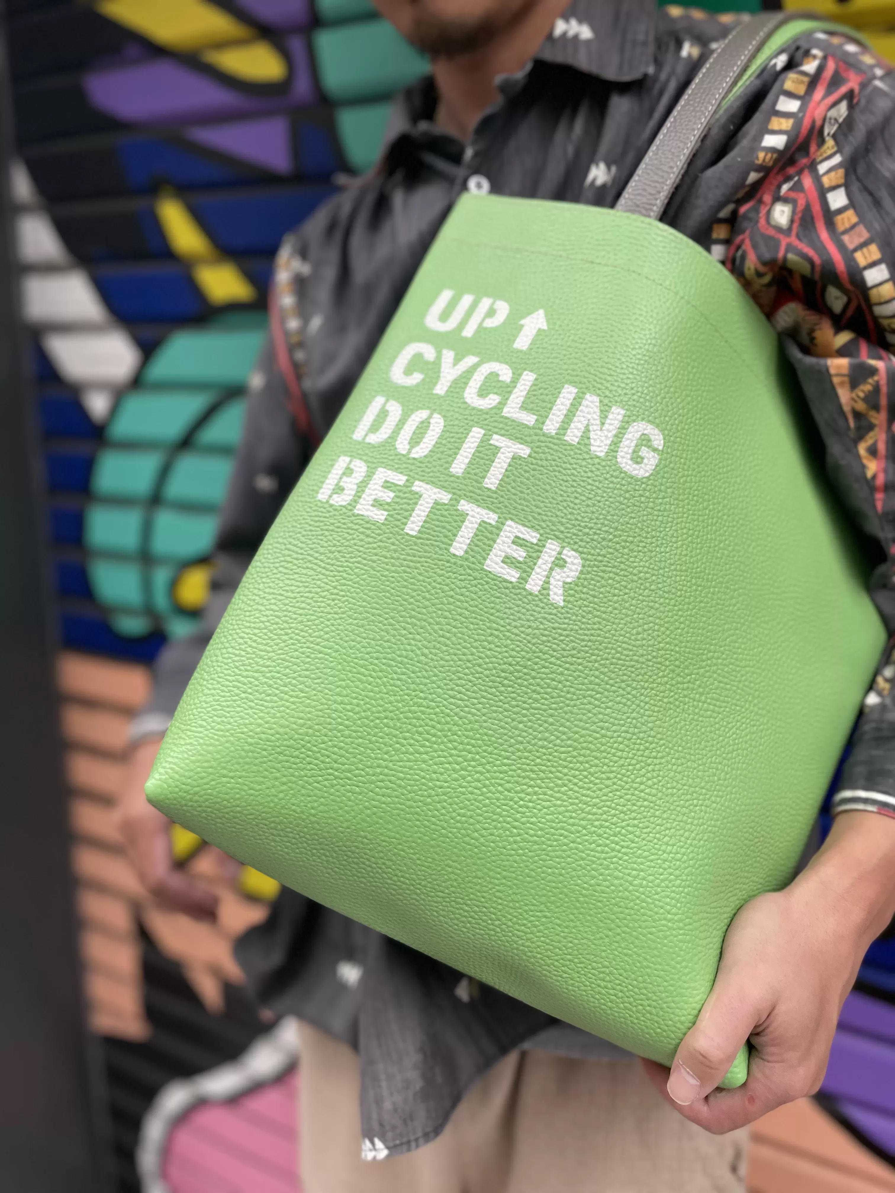 UM LEATHER TOTE / 002  Lime x Gray