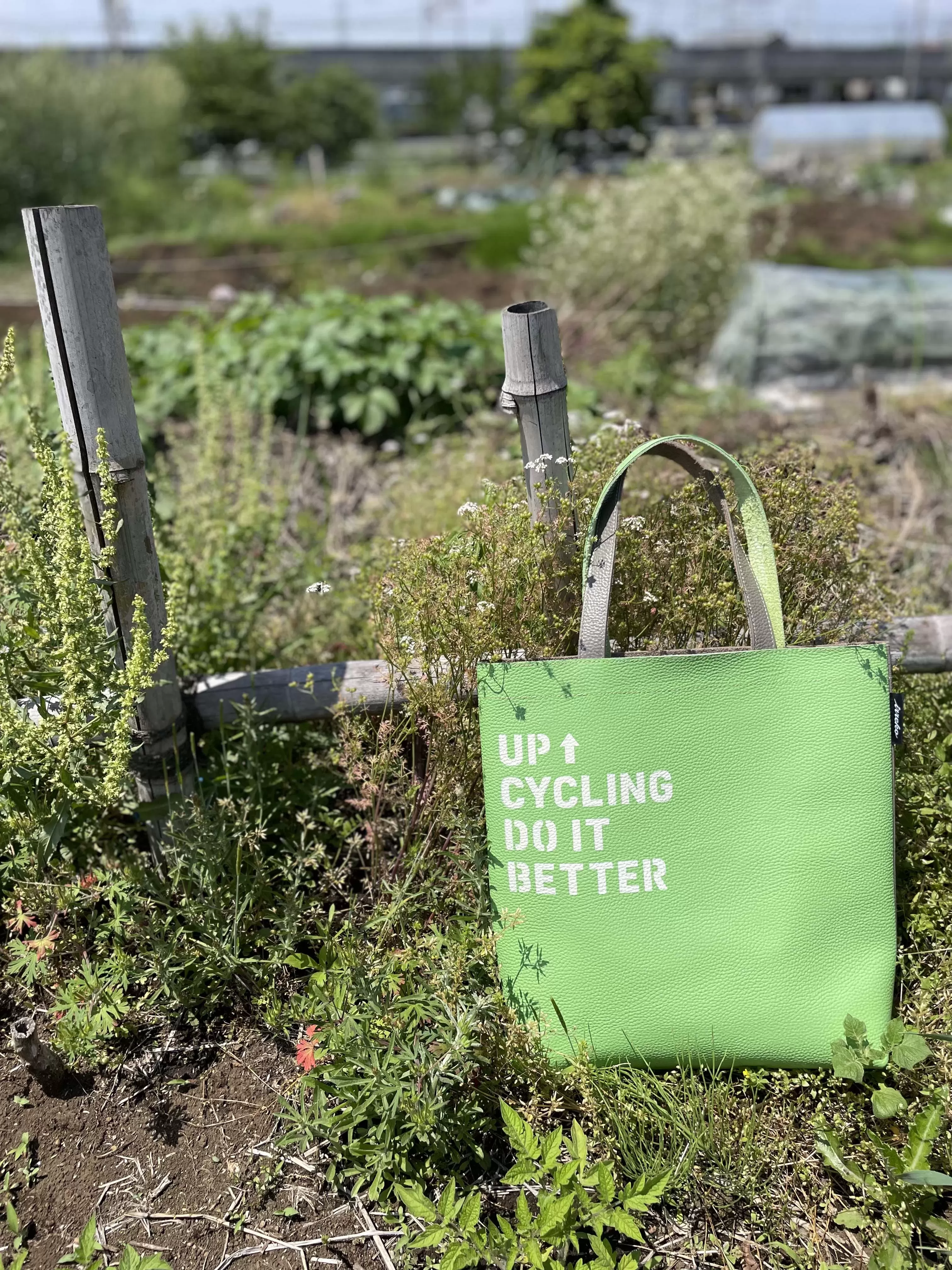 UM LEATHER TOTE / 002  Lime x Gray