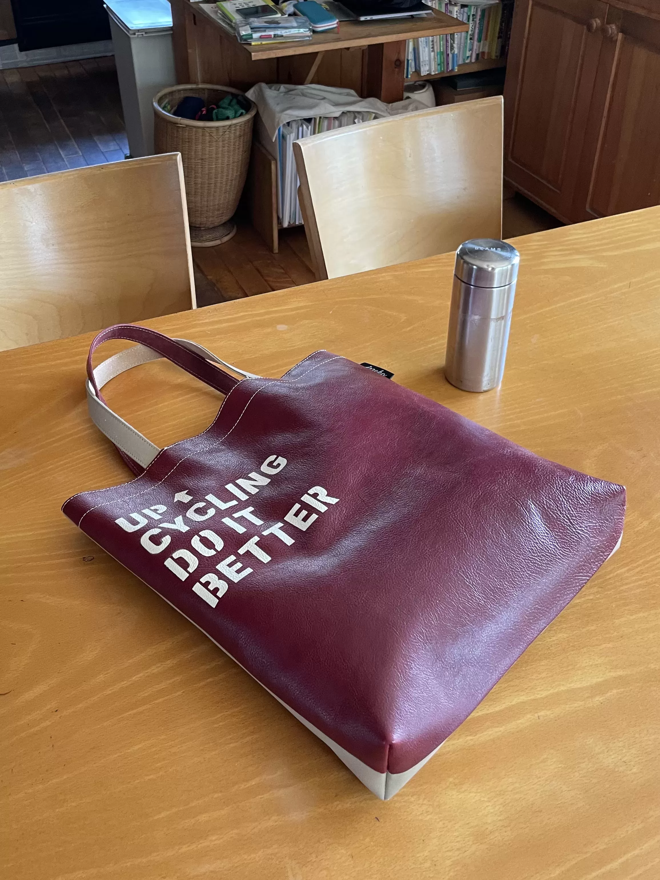 UM LEATHER TOTE / 009  Burgundy x White beige
