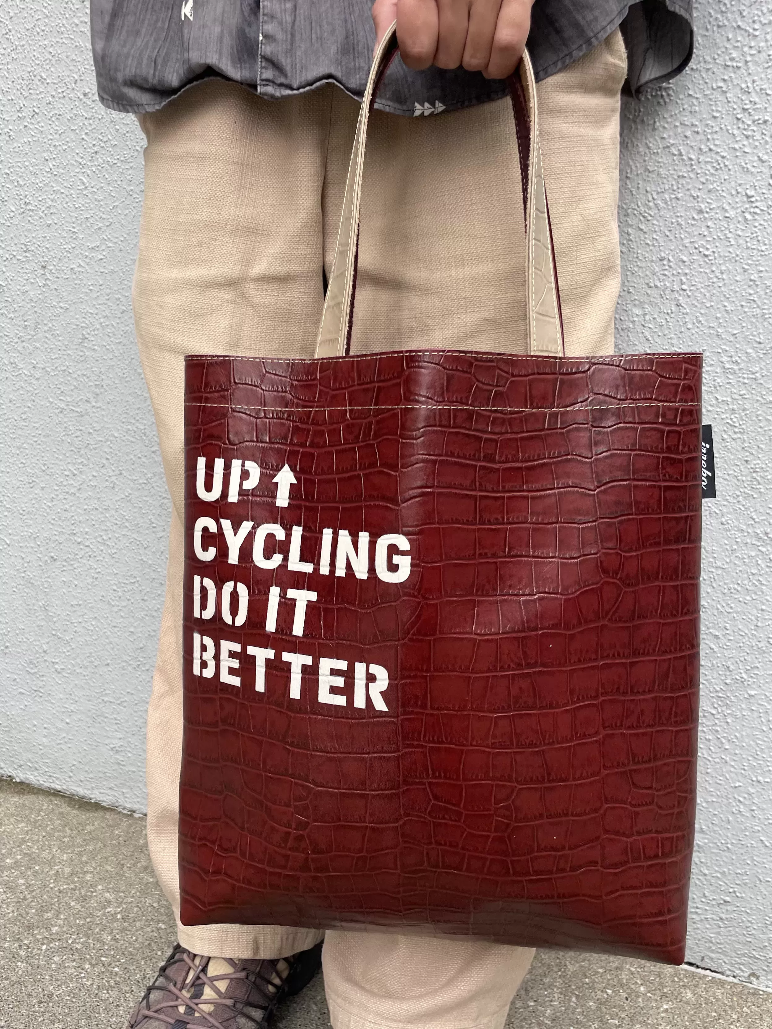 UM LEATHER TOTE / 010  Red blown x Beige