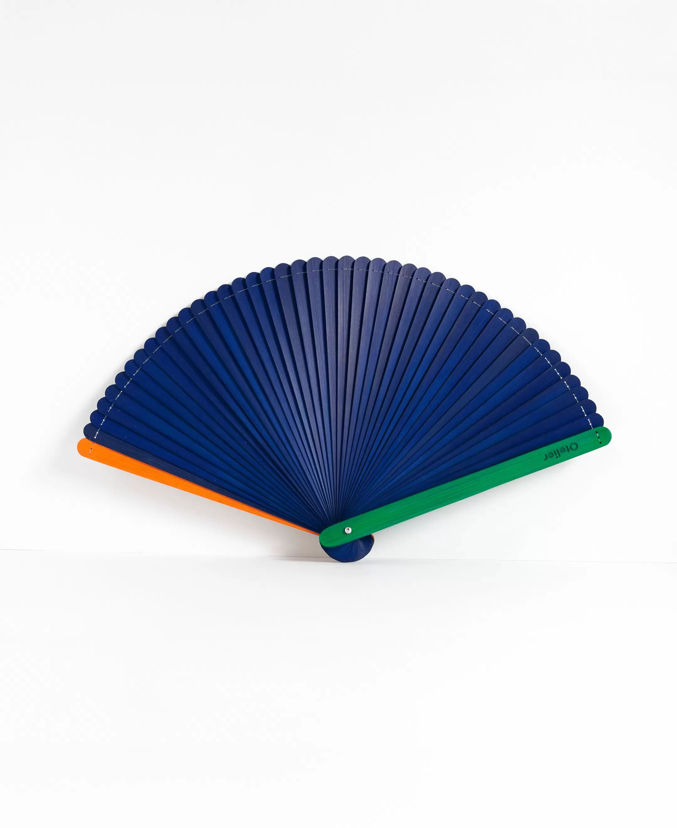 カラーブロック扇子（赤／緑／青）