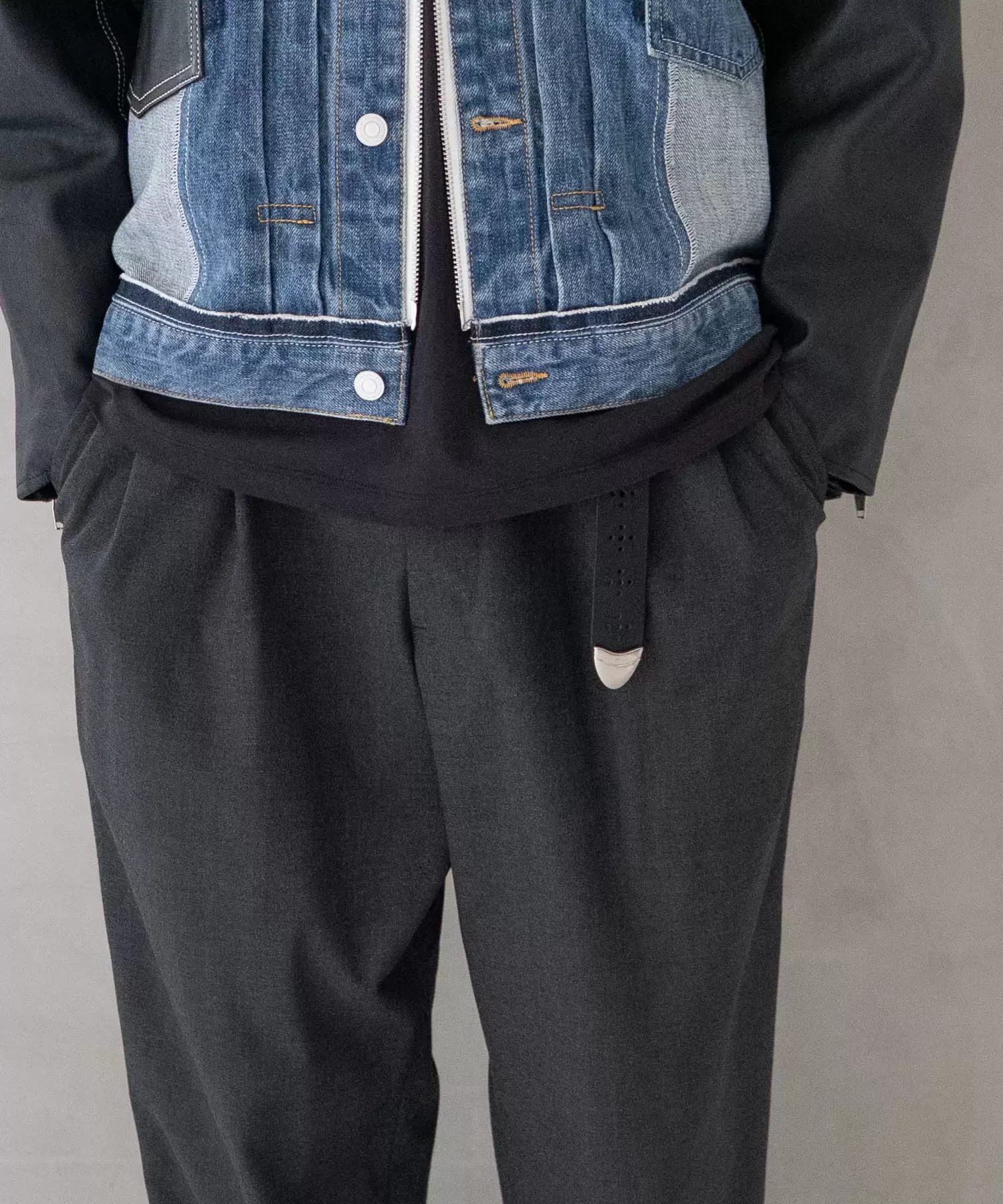 ウエスタン×メダリオンロングベルト