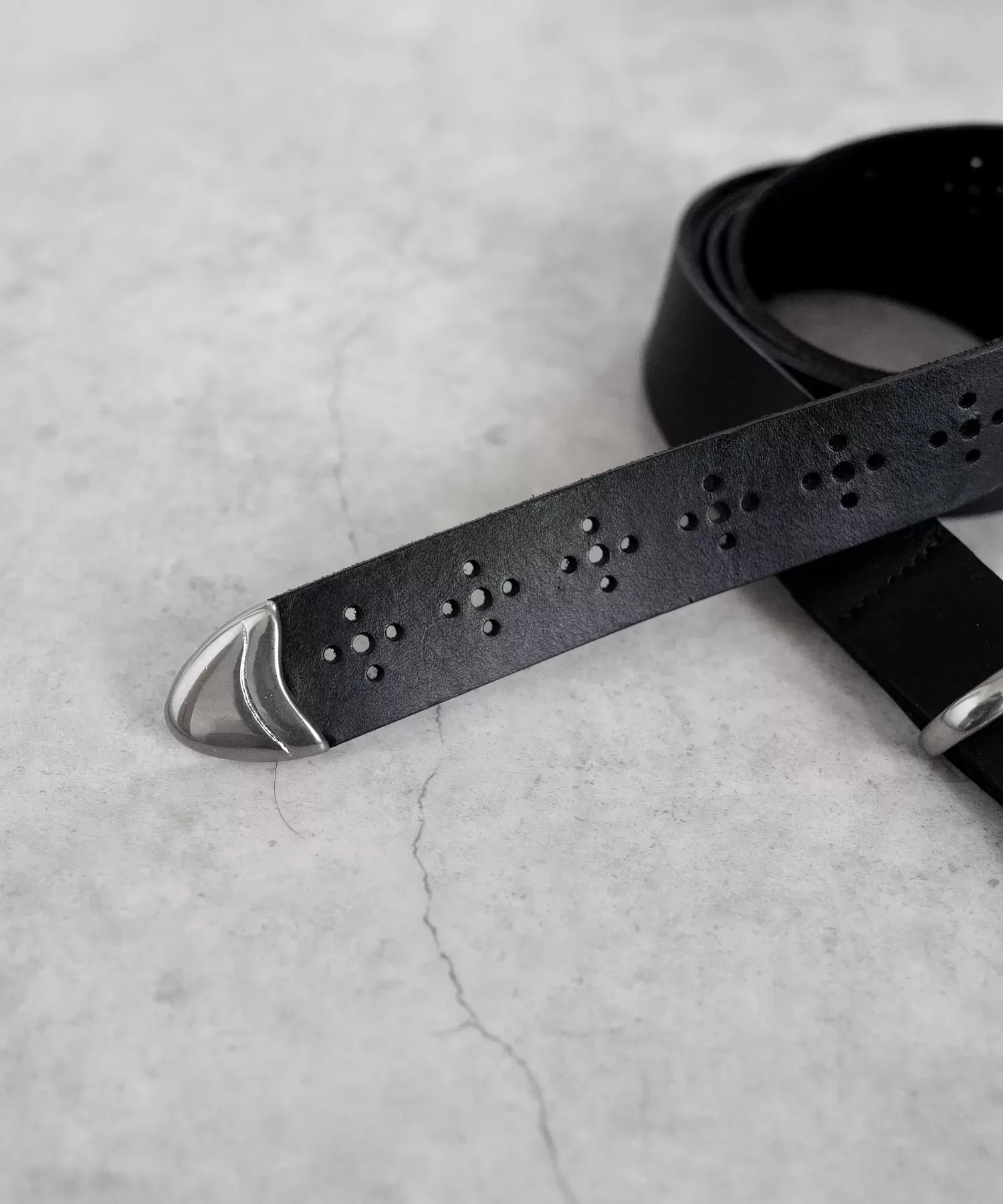 ウエスタン×メダリオンロングベルト